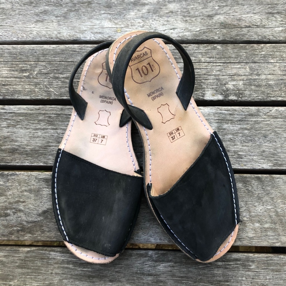 Black Pons Avarcas Classic Sandals